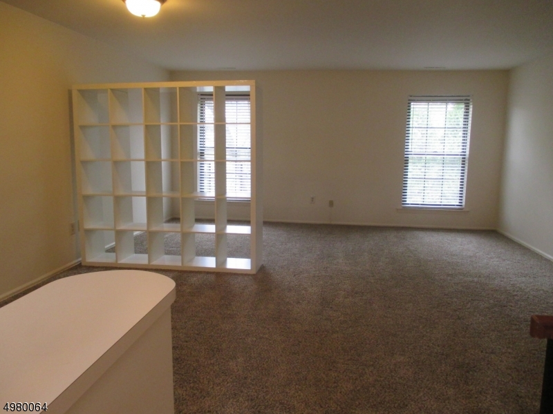 181 Long Hill Road, Unit 4 Little Falls, NJ 07424 - Photo 2 of 12 Gallery Image 2