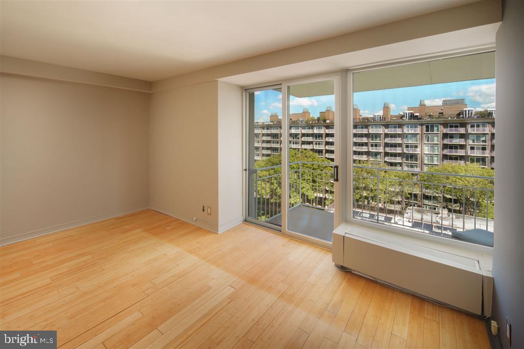 1425 4th Street Southwest, Unit A712 Washington, DC 20024 - Photo 12 of 38 a view of an empty room with a window