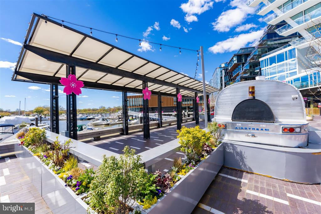 1425 4th Street Southwest, Unit A712 Washington, DC 20024 - Photo 29 of 38