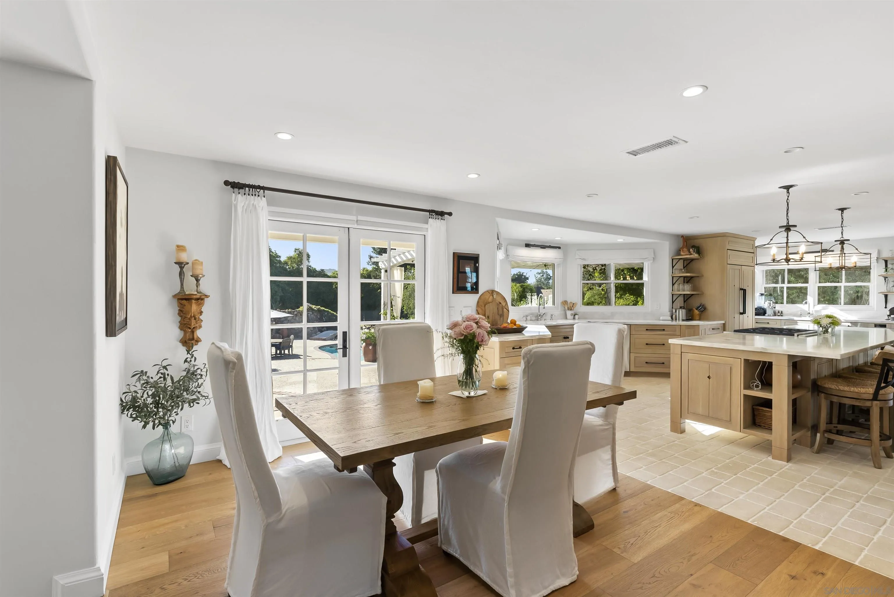 5 Country Glen Road Fallbrook, CA 92028 - Photo 11 of 43 a dining room with furniture and window