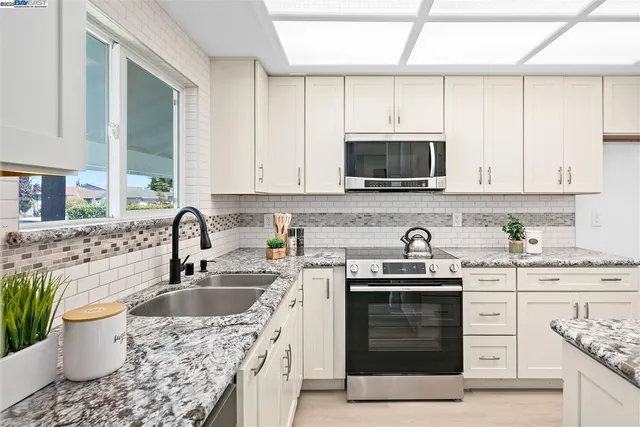 $1,298,000 | 6852 Massey Court, Pleasanton, CA 94588