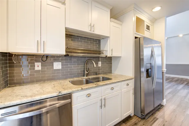 $154,900 | 9809 Richmond Avenue, Unit D5, Houston, TX 77063