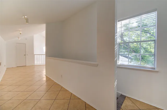 $154,900 | 9809 Richmond Avenue, Unit D5, Houston, TX 77063