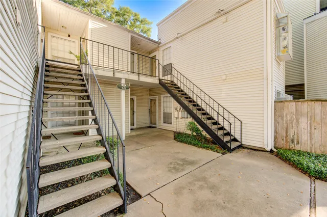 $154,900 | 9809 Richmond Avenue, Unit D5, Houston, TX 77063