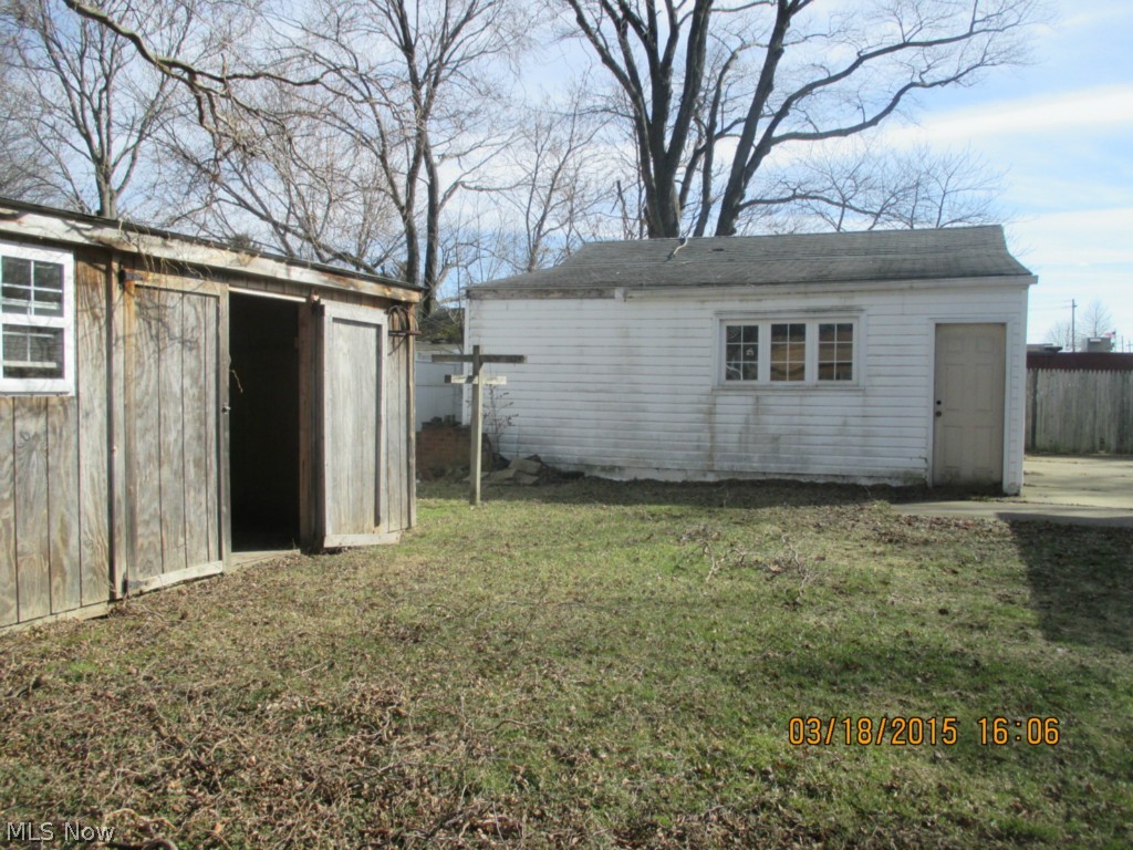 563 Massillon Road Akron, OH 44306 - Photo 6 of 16