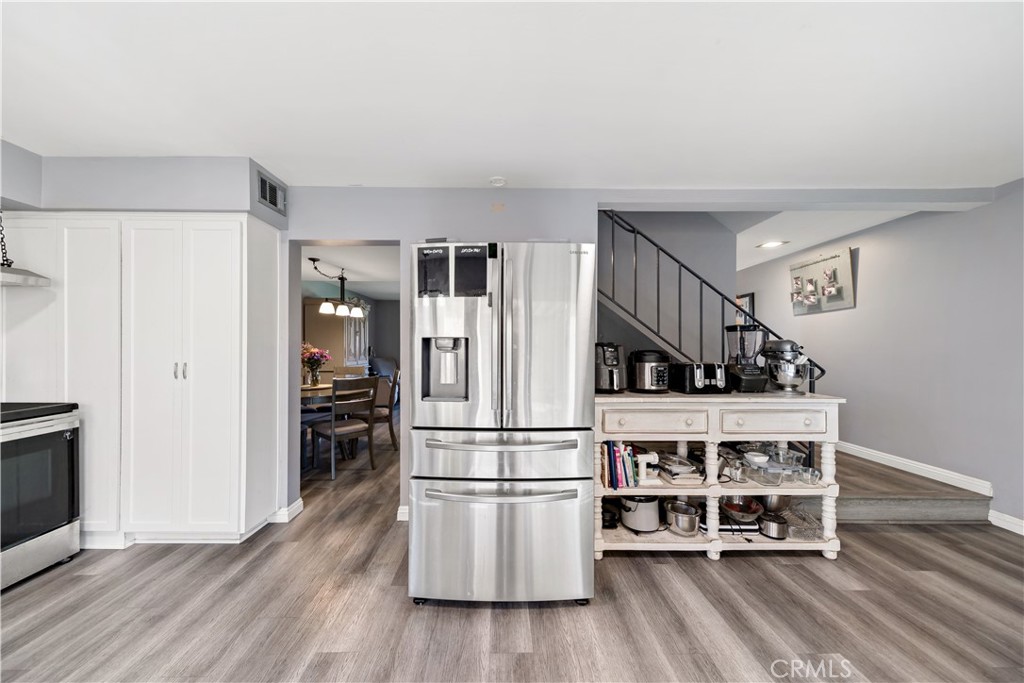 4045 Via Encinas Cypress, CA 90630 - Photo 12 of 34