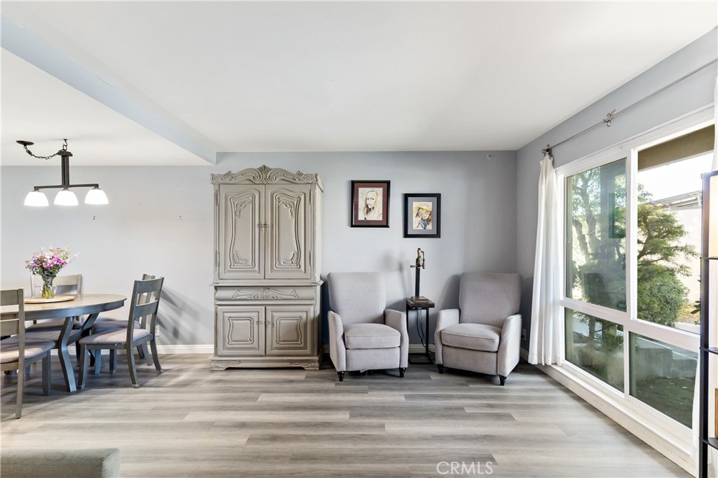 4045 Via Encinas Cypress, CA 90630 - Photo 6 of 34