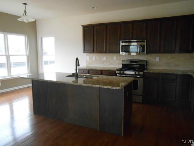 2724 Monacacy Road, Unit 239 Nazareth, PA 18064 - Photo 6 of 26 Gallery Image 6