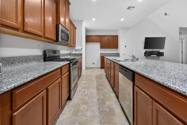 $489,000 | 4910 East Alexander Avenue, Fresno, CA 93725