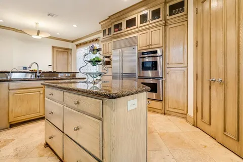 $1,785,000 | 18729 Wainsborough Lane, Dallas, TX 75287