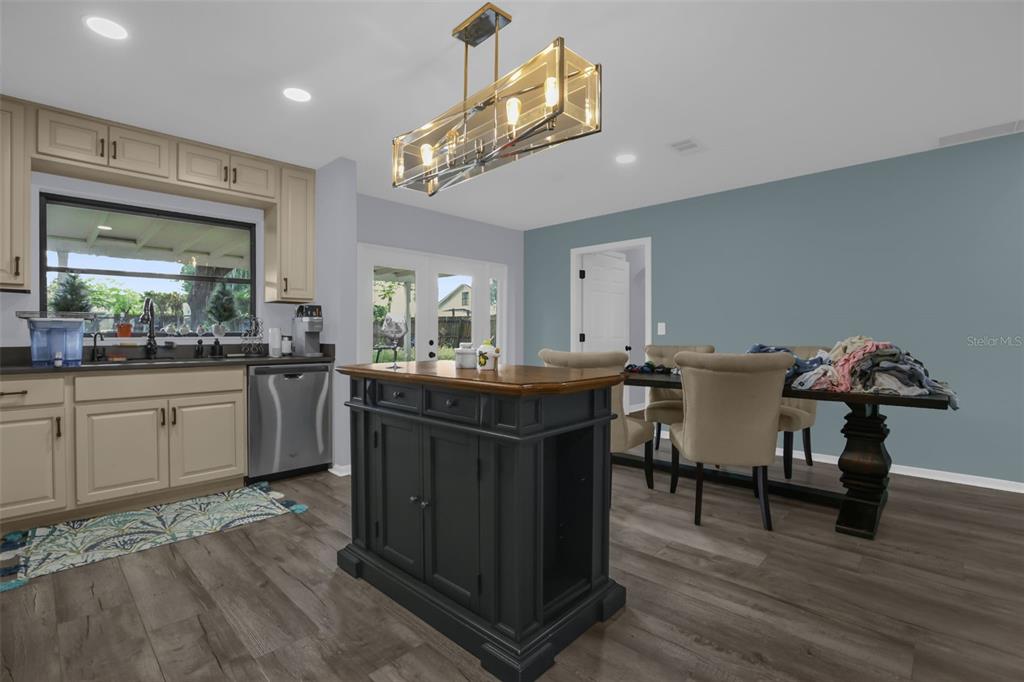 811 Main Street Windermere, FL 34786 - Photo 7 of 32