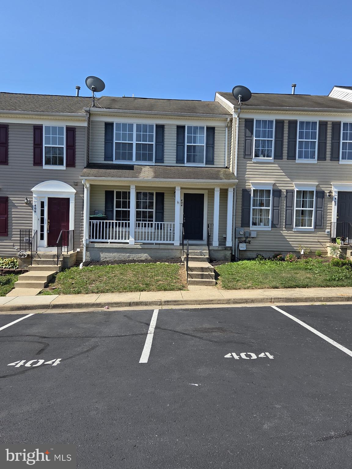 404 Pendleton Lane Strasburg, VA 22657 - Photo 2 of 29