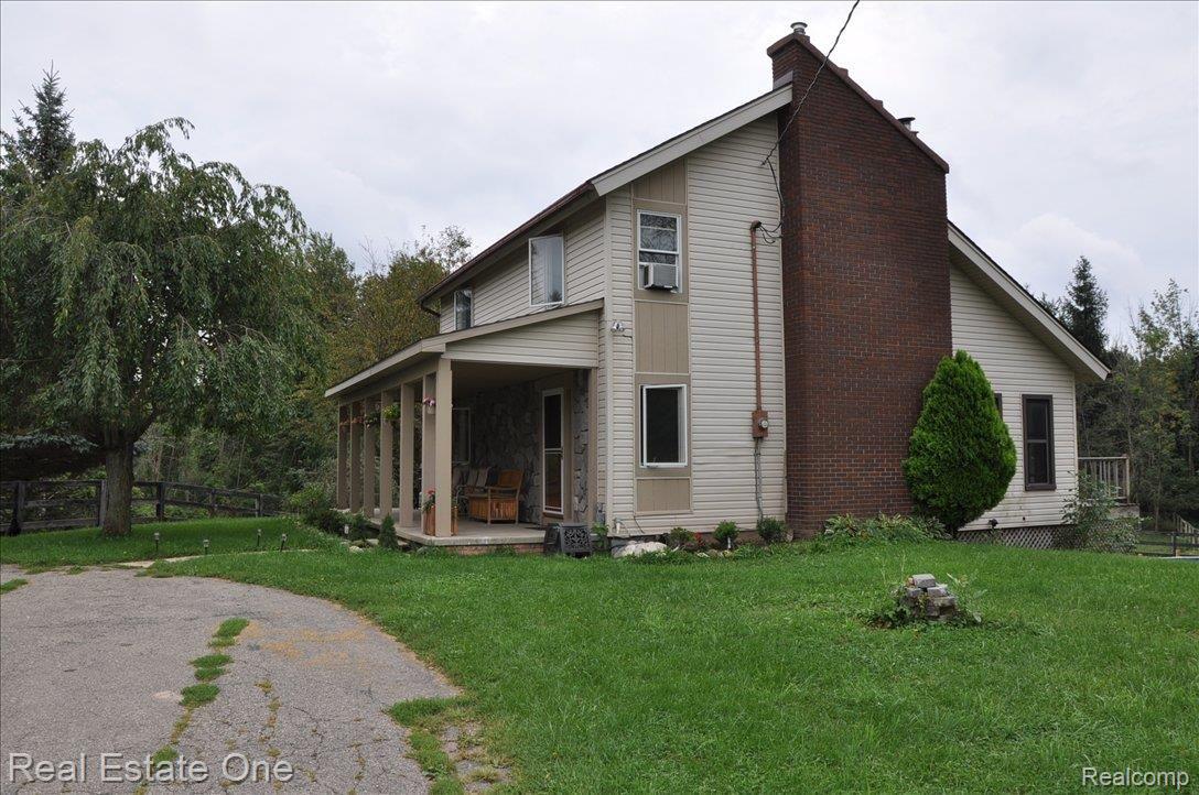 2870 Texter Road Leonard, MI 48367 - Photo 3 of 24 Front 2