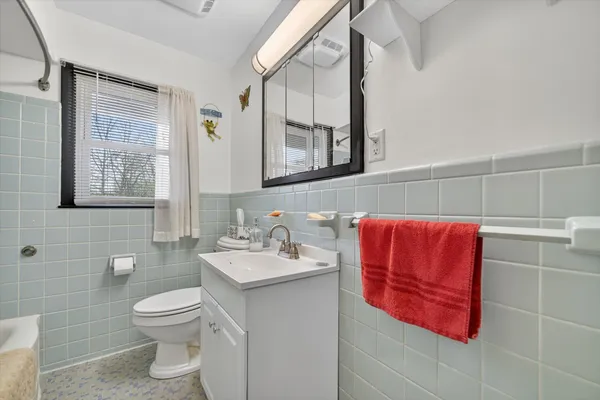 $225,000 | 2520 Dorvin Drive, Jackson, MI 49201