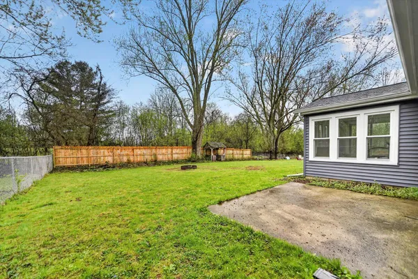$225,000 | 2520 Dorvin Drive, Jackson, MI 49201
