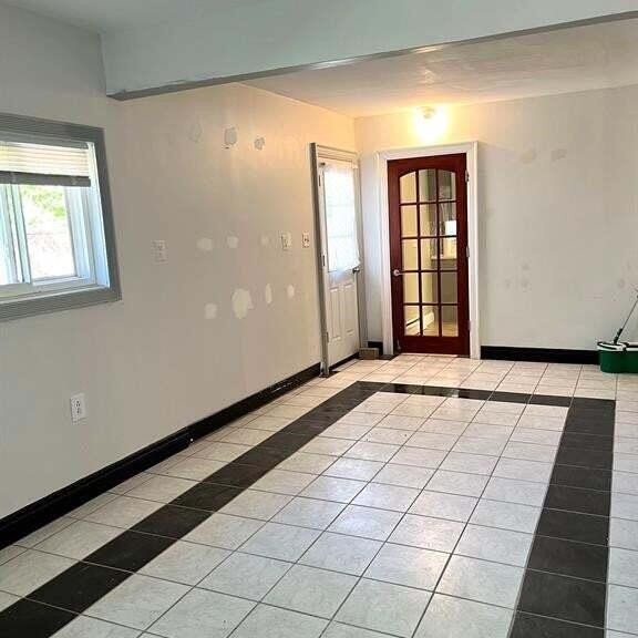 2948 Alexander Street Rochester, MI 48309 - Photo 6 of 8