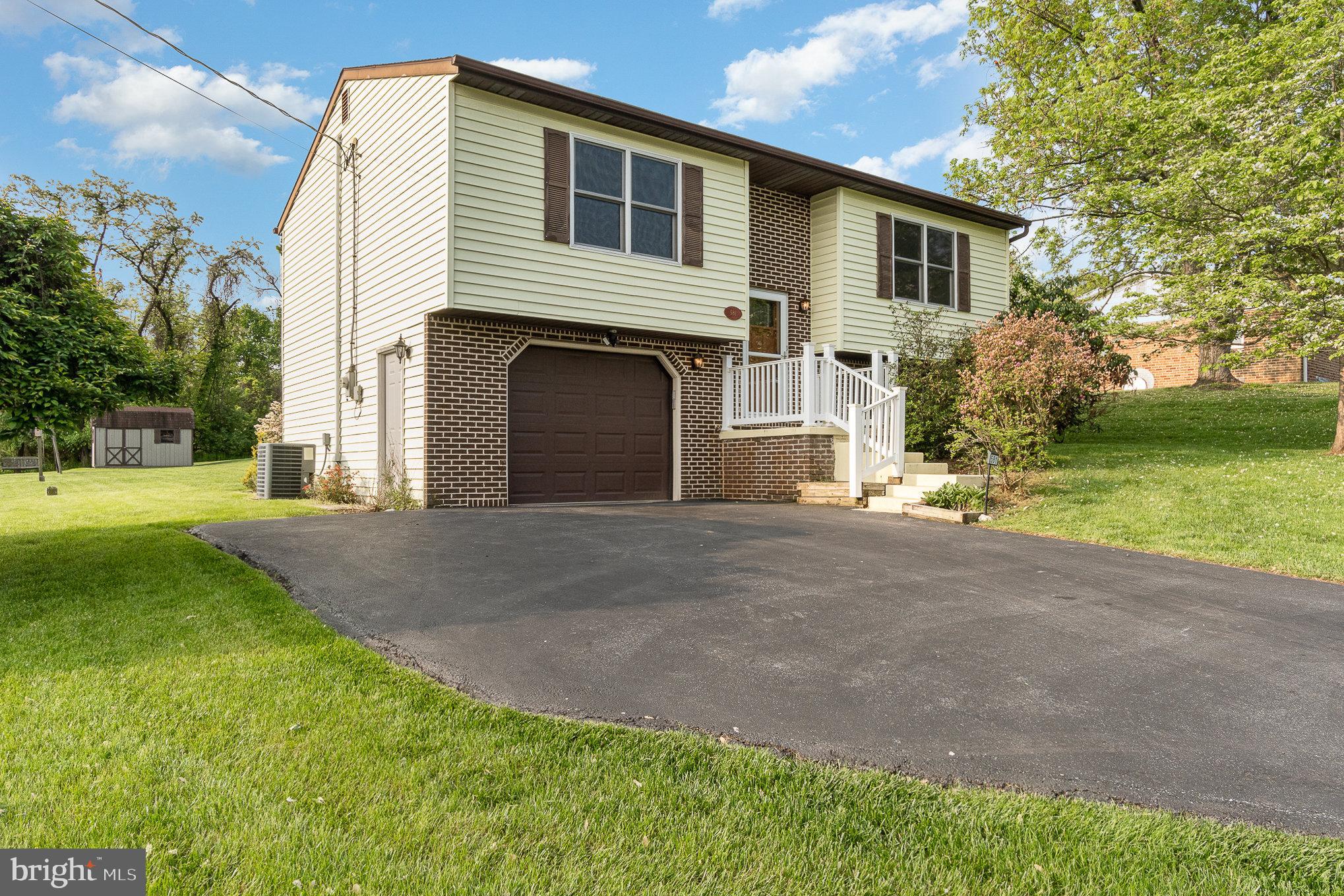 581 Gap Road Lewisberry, PA 17339 - Photo 3 of 36