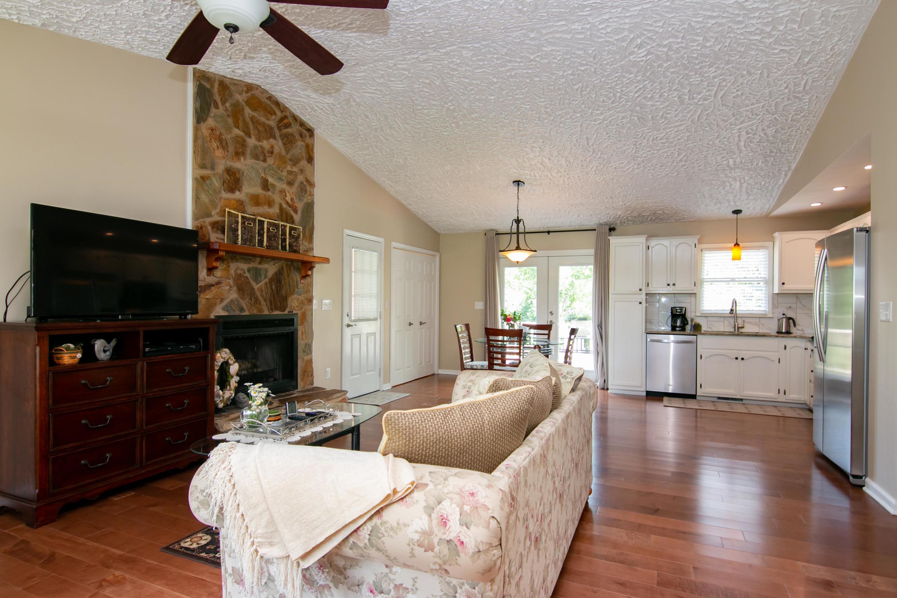 500 Tall Tree Road Wirtz, VA 24184 - Photo 23 of 47 img_4531