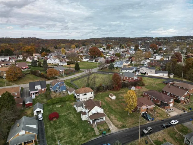 $45,000 | 14 Cedar Avenue, Aliquippa, PA 15001