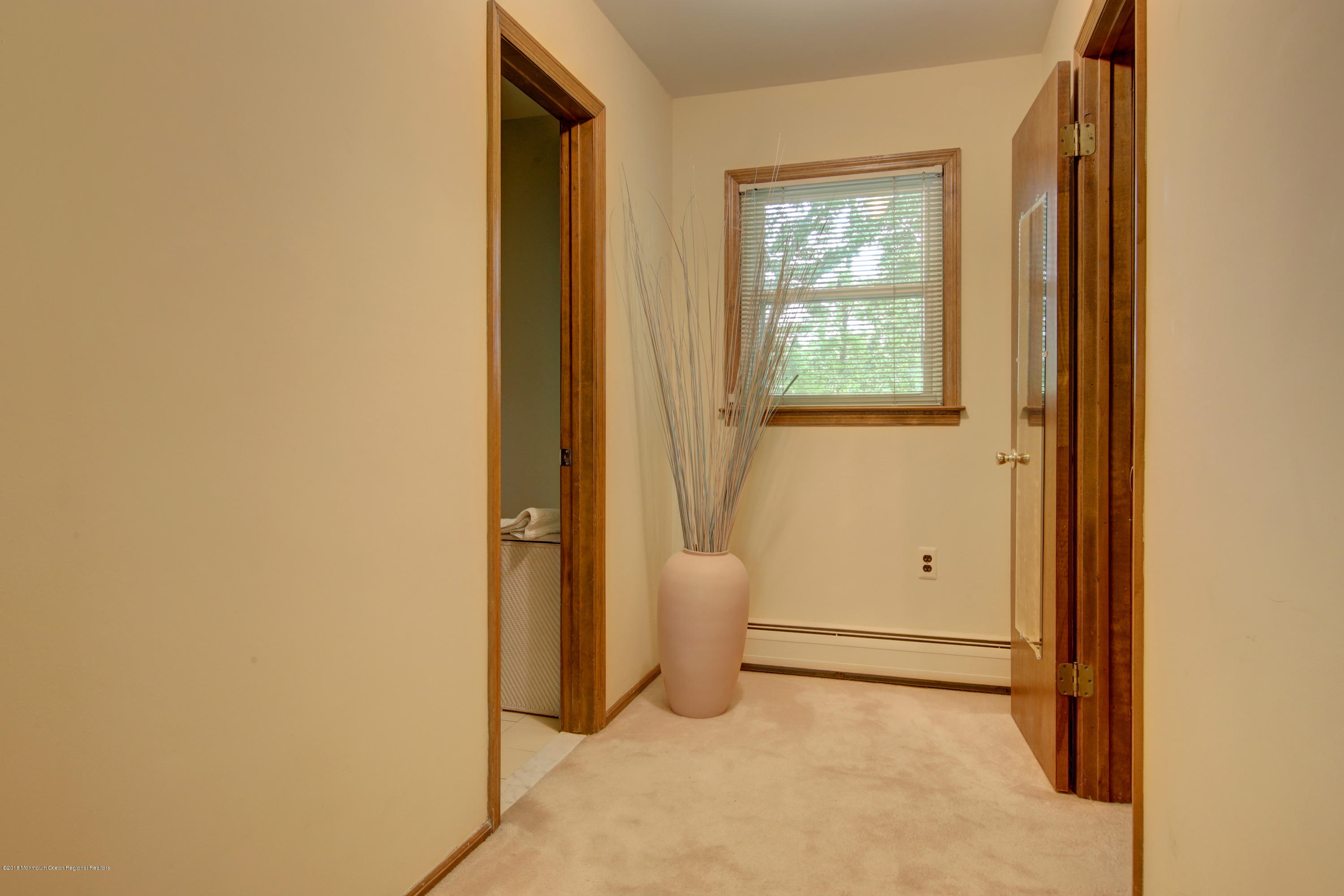 8 Pence Road Manalapan, NJ 07726 - Photo 24 of 34 Alcove
