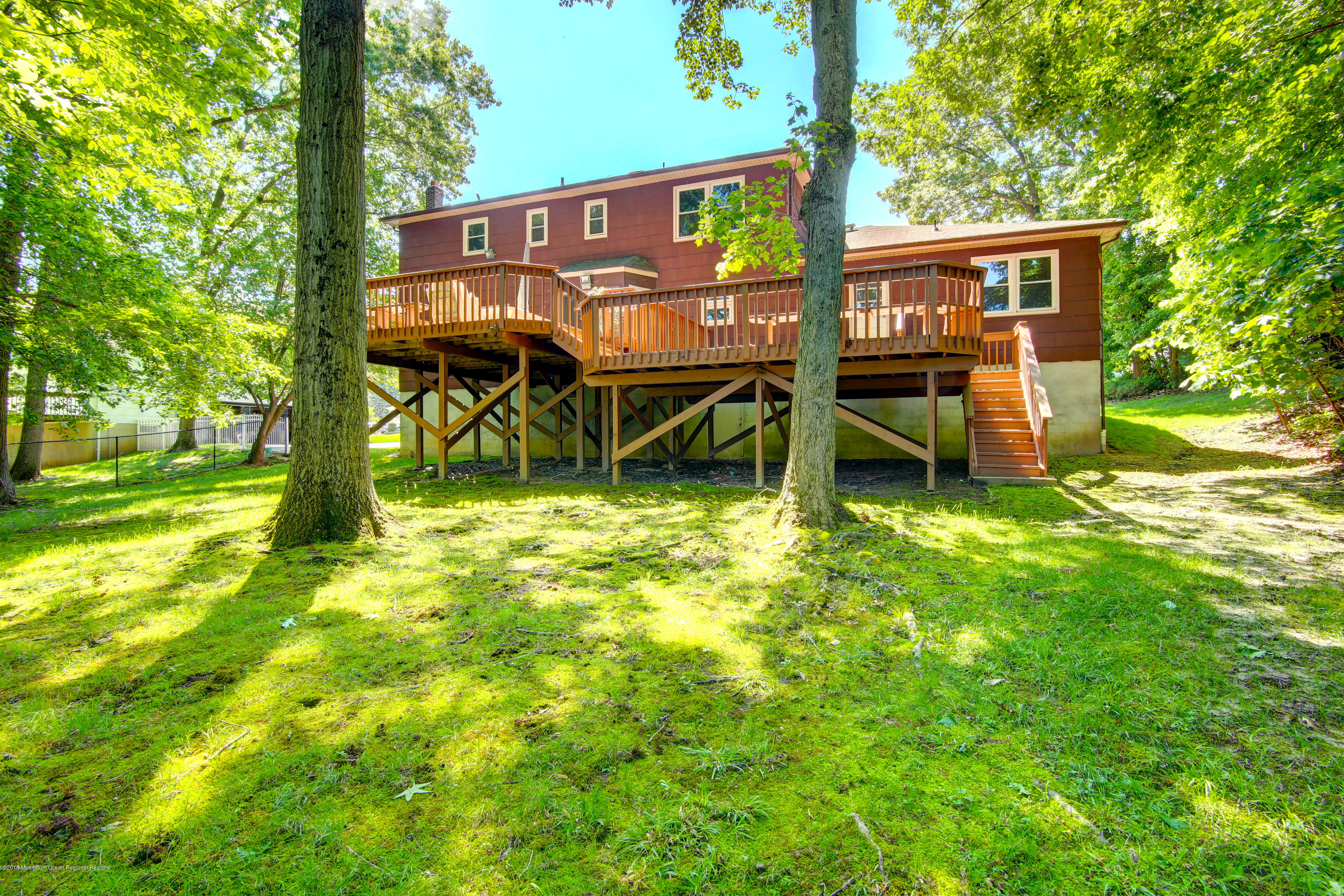 8 Pence Road Manalapan, NJ 07726 - Photo 32 of 34 Back