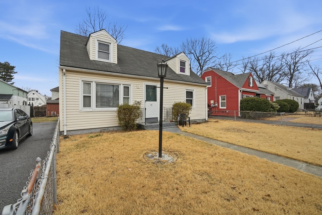 52 Haumont Terrace Springfield, MA 01104 - Photo 17 of 28