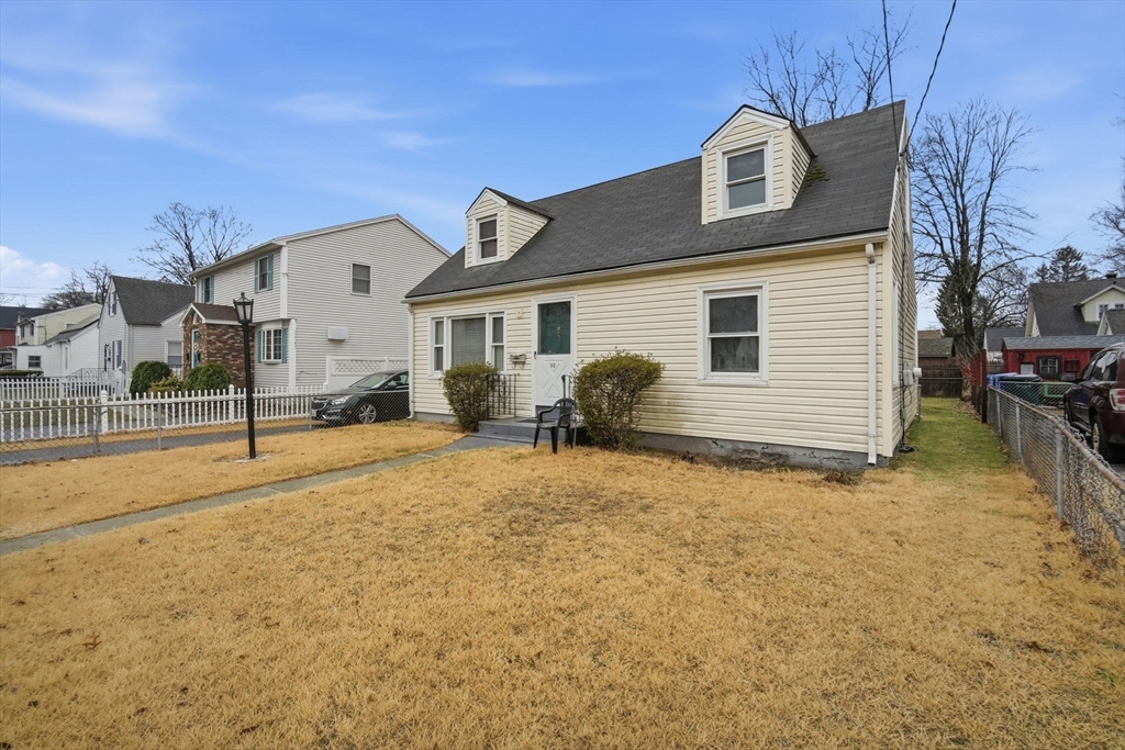 52 Haumont Terrace Springfield, MA 01104 - Photo 19 of 28