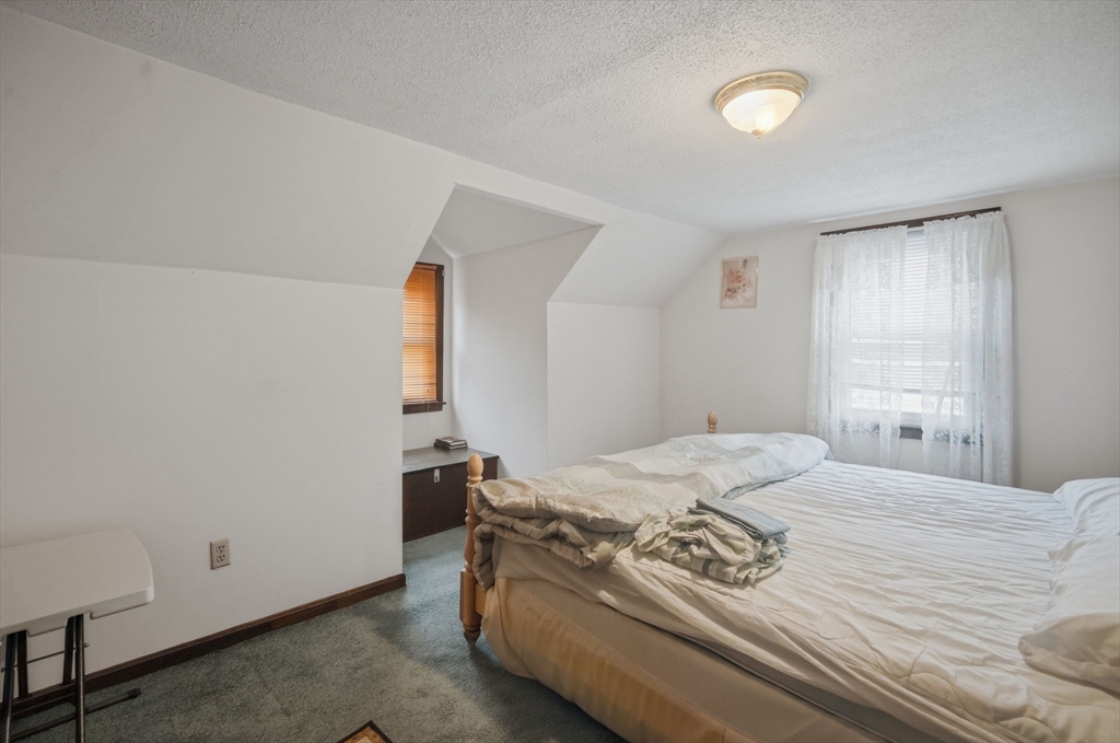 52 Haumont Terrace Springfield, MA 01104 - Photo 25 of 28