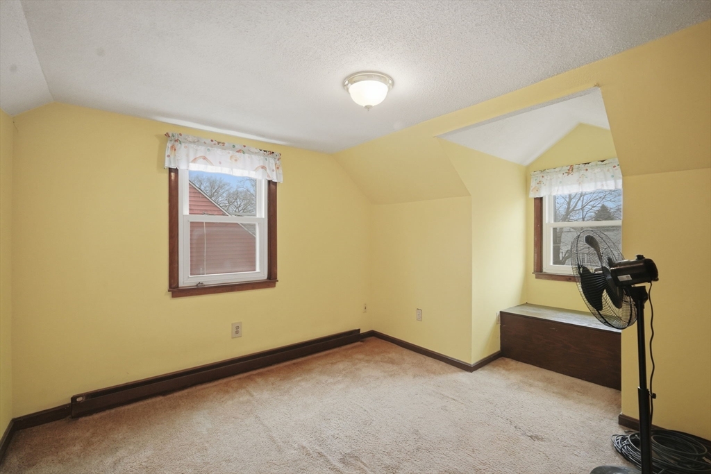 52 Haumont Terrace Springfield, MA 01104 - Photo 27 of 28
