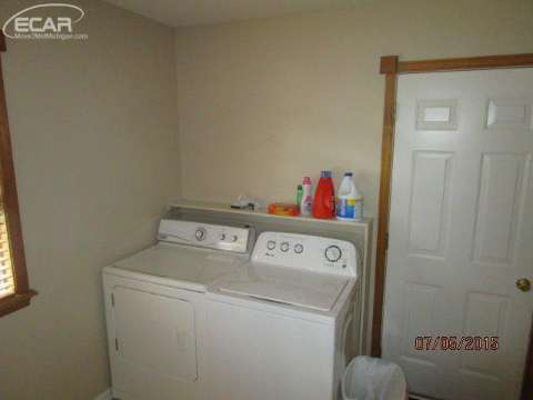 11185 Whispering Ridge Trail Fenton, MI 48430 - Photo 22 of 25 20442902-21.JPG