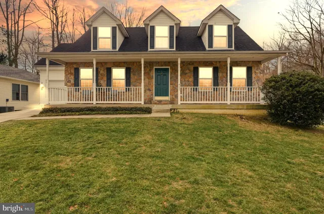 $650,000 | 807 Eastern Point Road, Annapolis, MD 21401