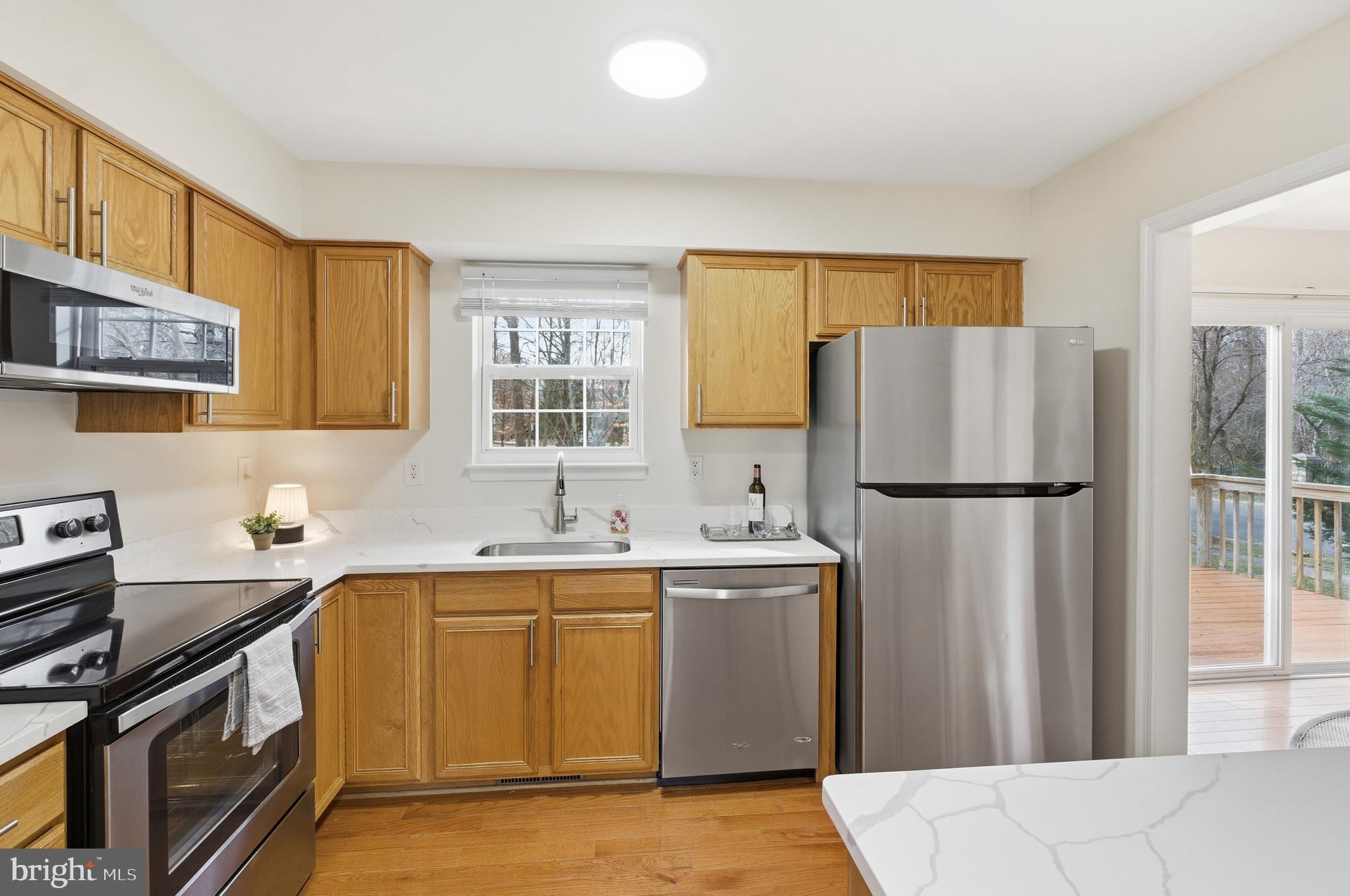 807 Eastern Point Road Annapolis, MD 21401 - Photo 13 of 69