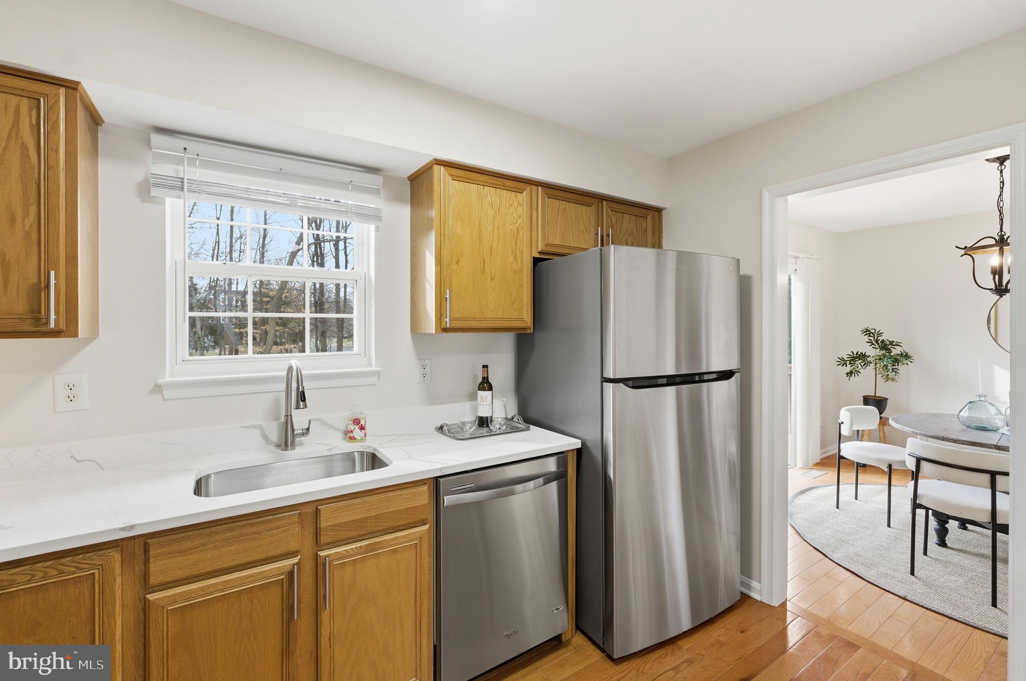 807 Eastern Point Road Annapolis, MD 21401 - Photo 14 of 69