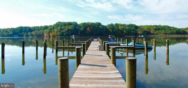 $650,000 | 807 Eastern Point Road, Annapolis, MD 21401