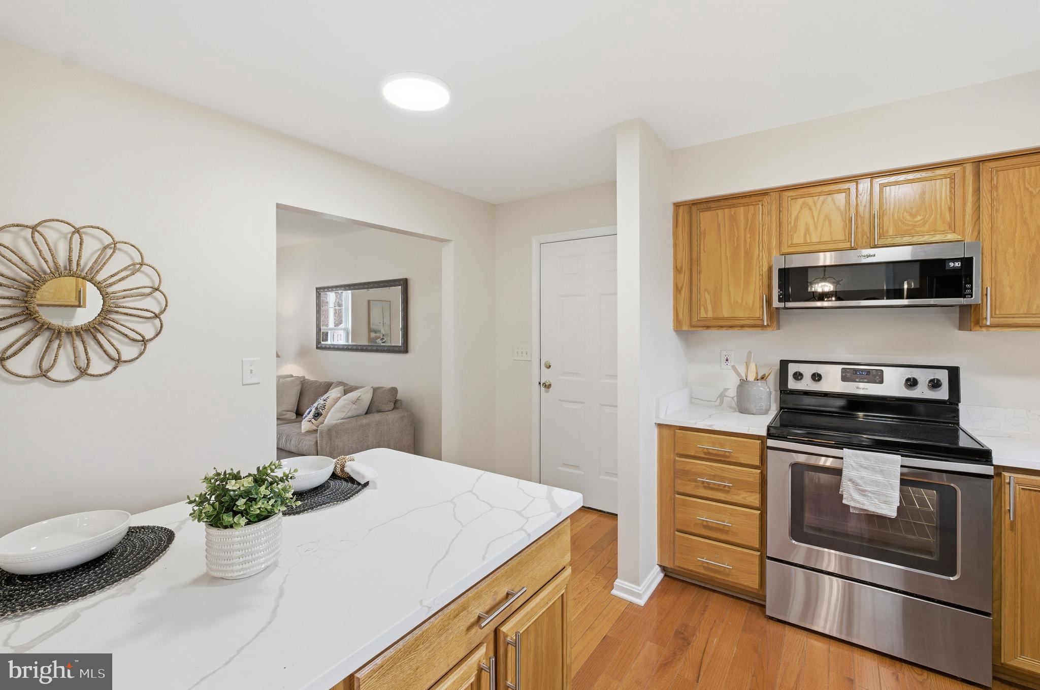 807 Eastern Point Road Annapolis, MD 21401 - Photo 9 of 69