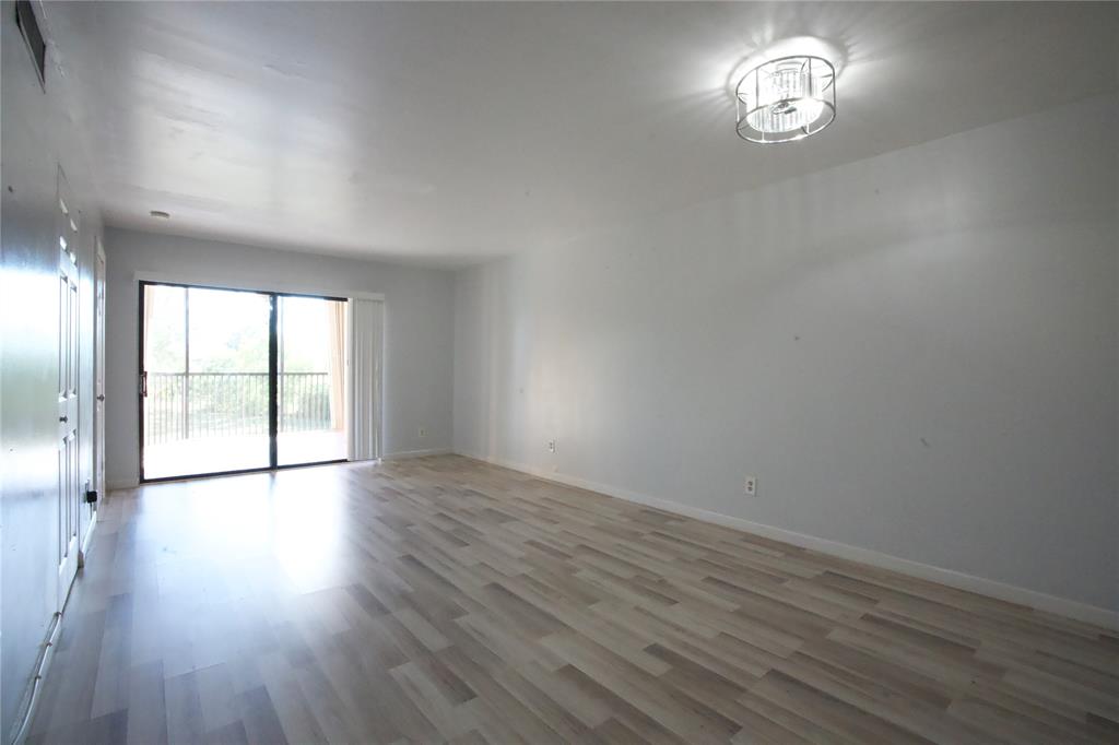 3400 Foxcroft Road, Unit 310 Miramar, FL 33025 - Photo 12 of 26