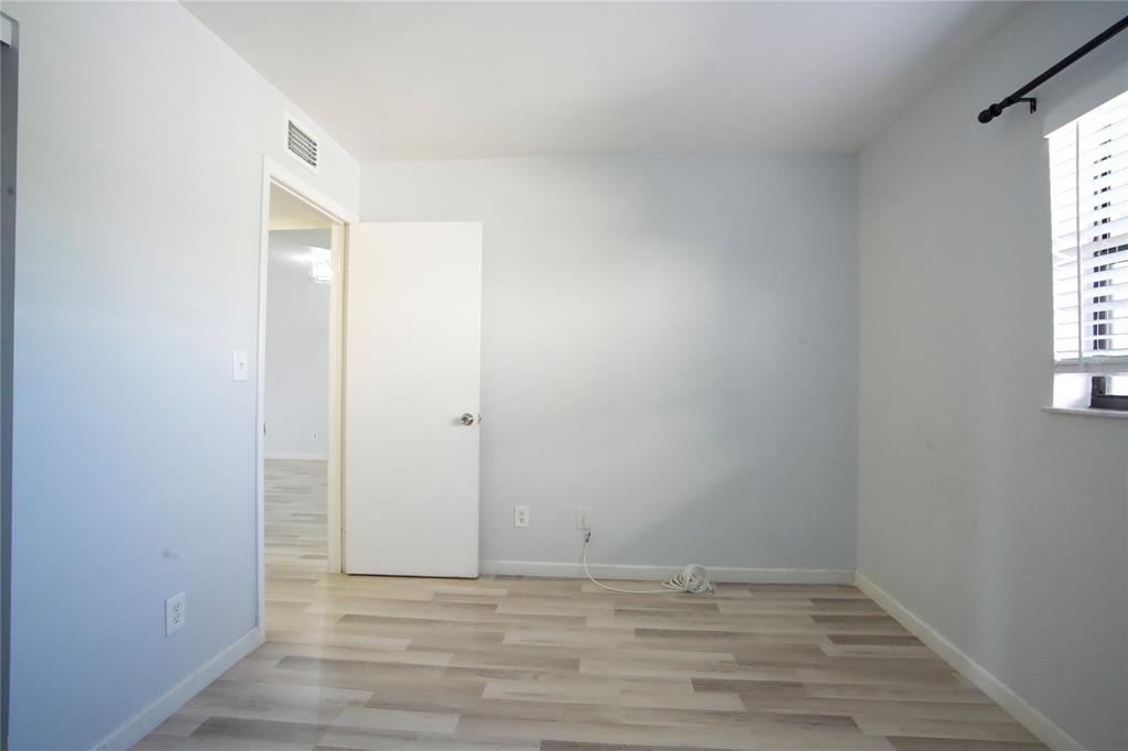 3400 Foxcroft Road, Unit 310 Miramar, FL 33025 - Photo 10 of 26