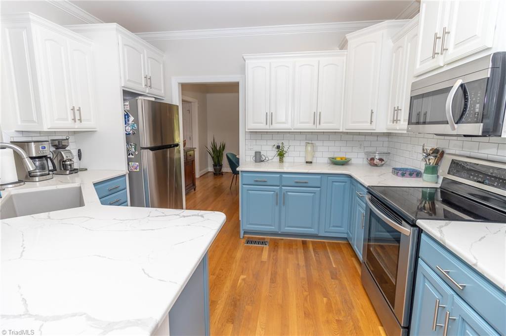 961 Griffin Road Stokesdale, NC 27357 - Photo 11 of 50 Kitchen