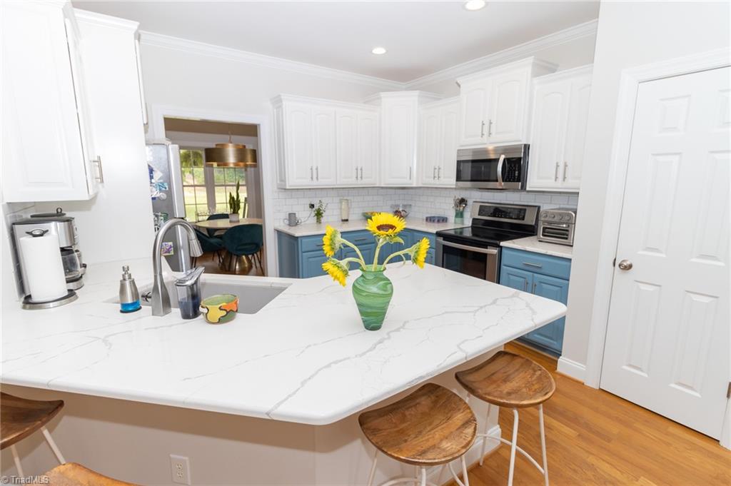 961 Griffin Road Stokesdale, NC 27357 - Photo 12 of 50 Kitchen