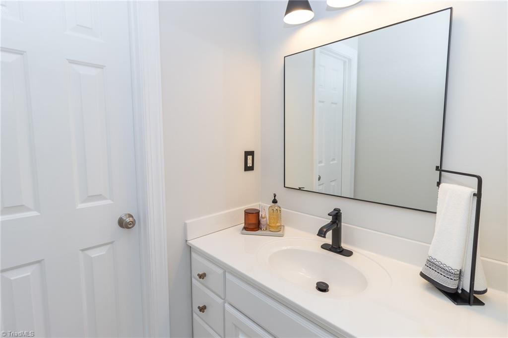 961 Griffin Road Stokesdale, NC 27357 - Photo 31 of 50 Upstairs Full Bathroom