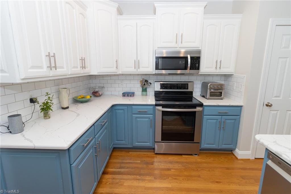 961 Griffin Road Stokesdale, NC 27357 - Photo 8 of 50 Kitchen