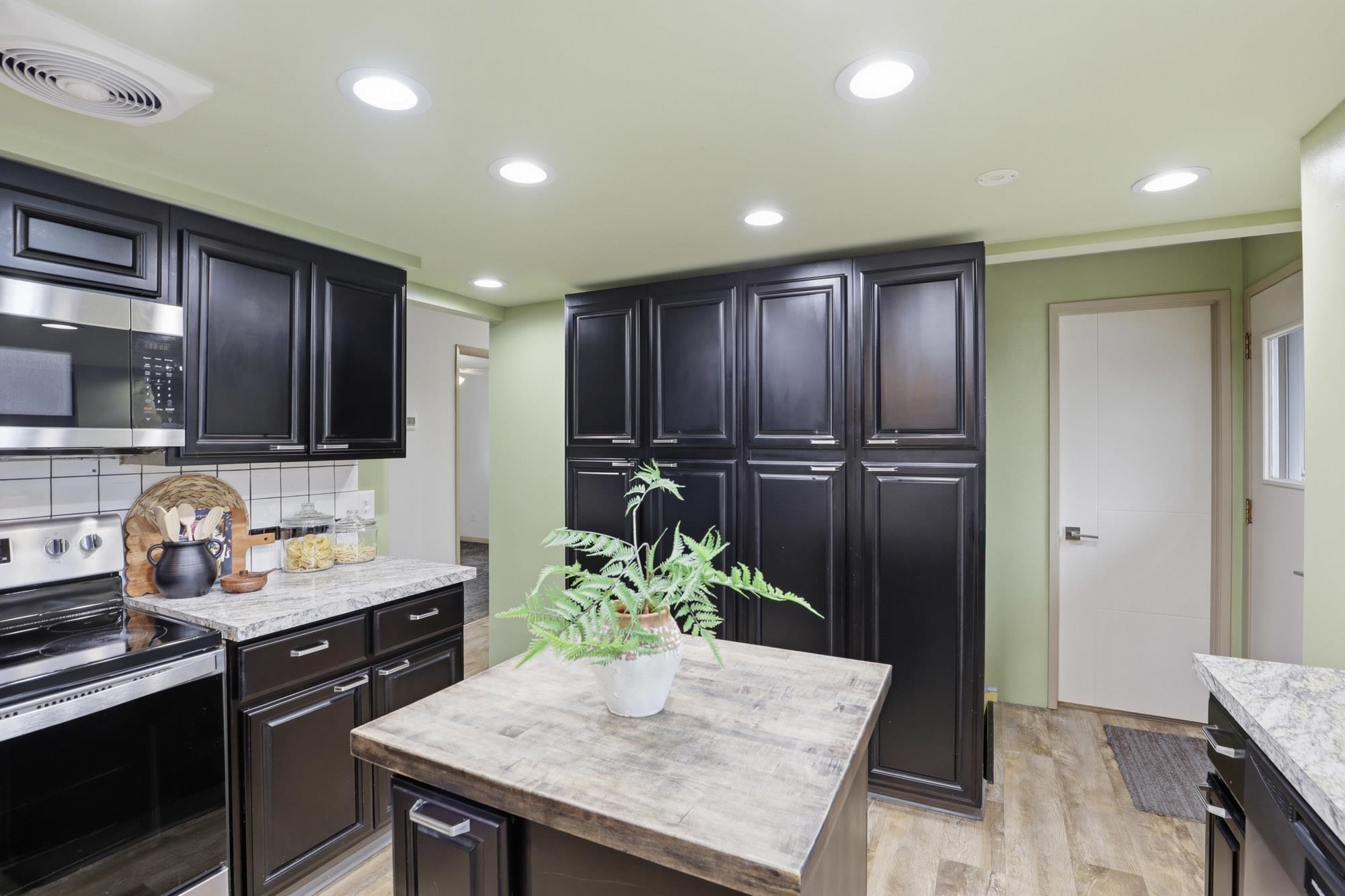 6506 North Elizabeth Street Spokane, WA 99208 - Photo 9 of 38