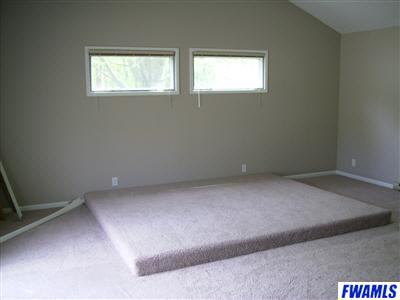 5911 East Hills Road Fort Wayne, IN 46804 - Photo 15 of 20 Gallery Image 15