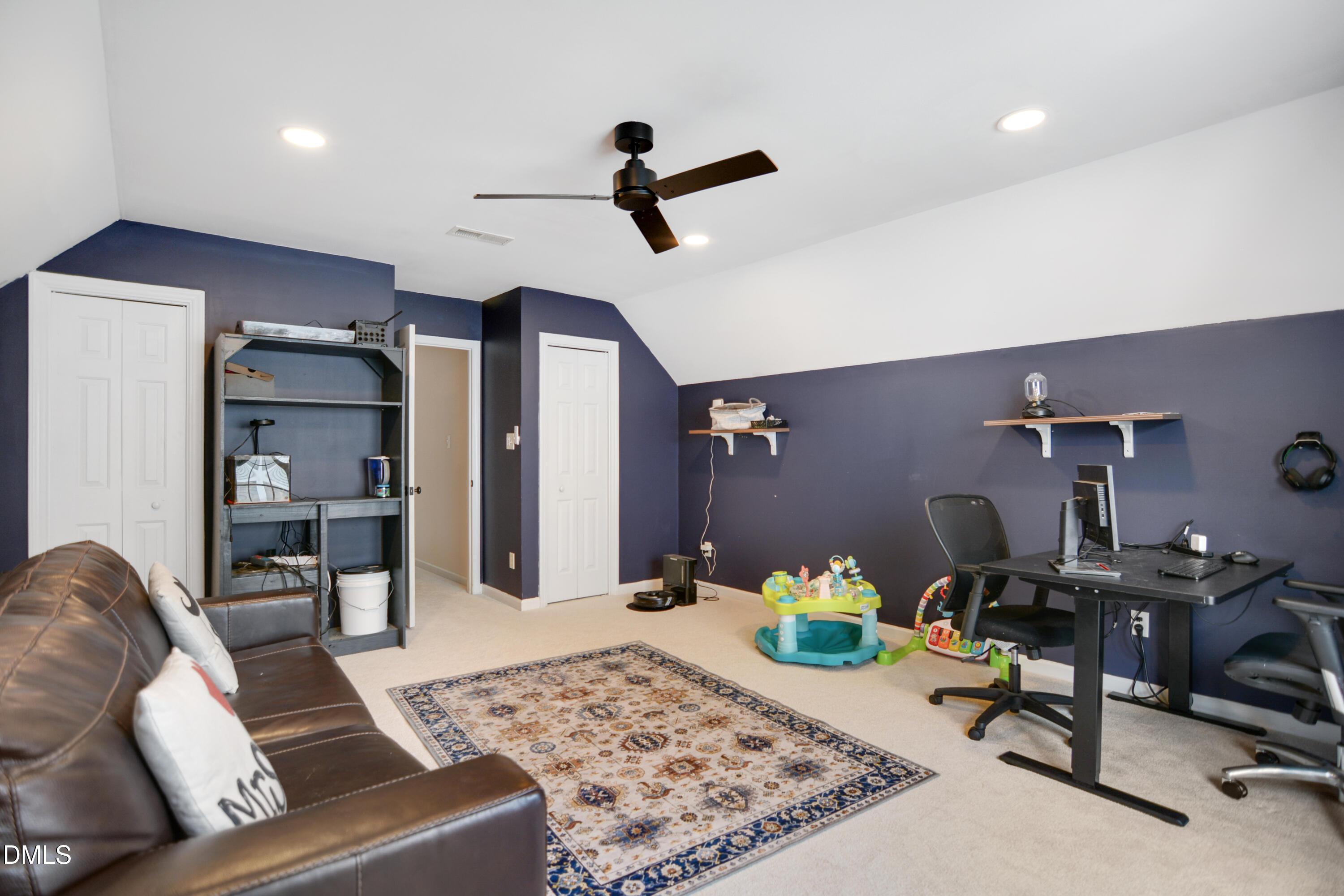 5309 Antebellum Road Raleigh, NC 27606 - Photo 25 of 31 24