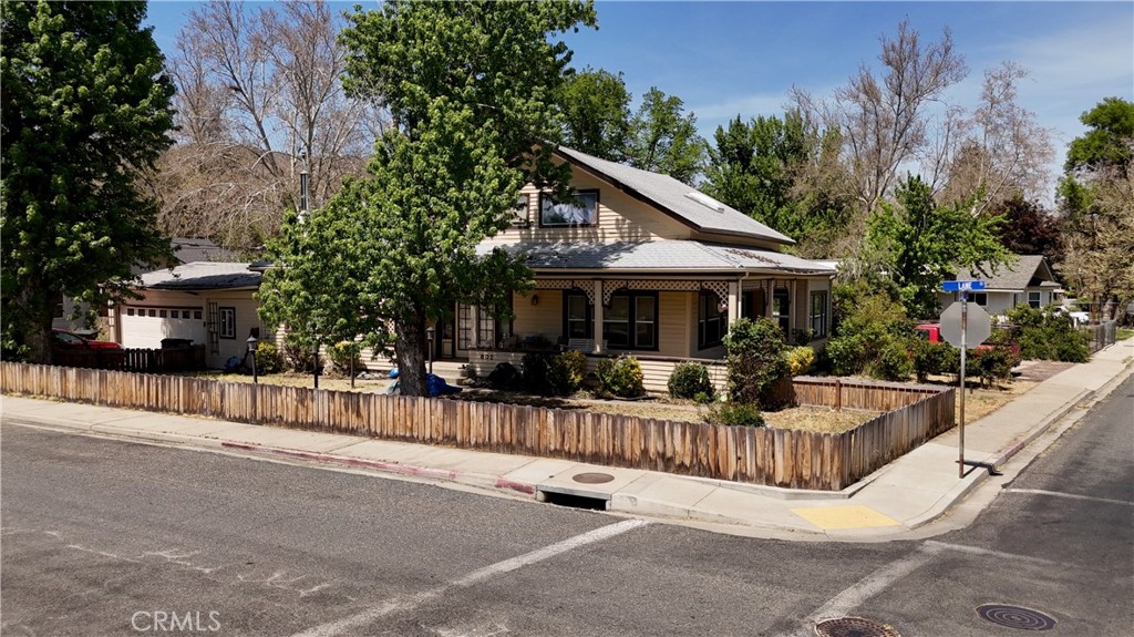 602 Lane Street Yreka, CA 96097 - Photo 6 of 48