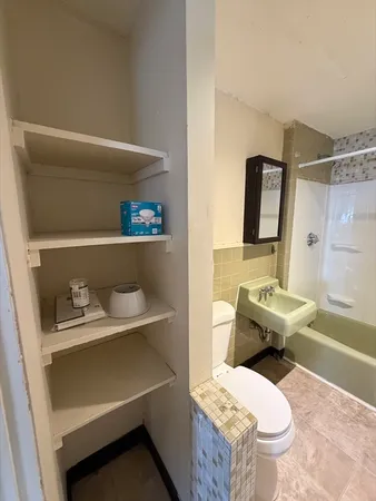 $1,950 | 90 Bacon Street, Unit 1, Waltham, MA 02451