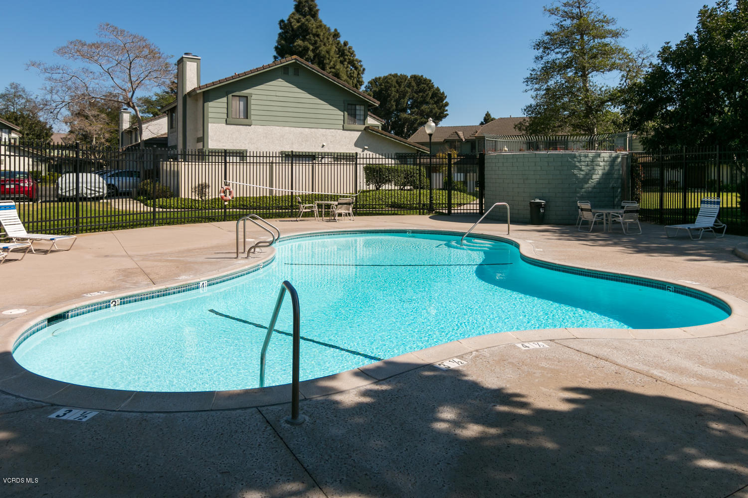 3452 Olds Road Oxnard, CA 93033 - Photo 22 of 23 3452 Olds Rd-MLS_Size-022-20-Community P