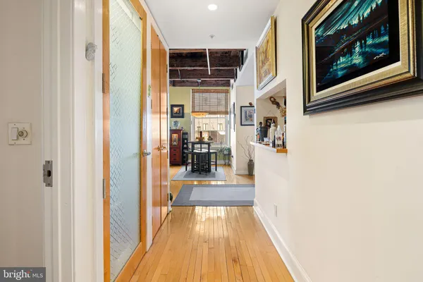 $389,500 | 214 New Street, Unit C, Philadelphia, PA 19106