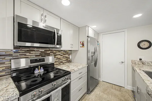 $275,000 | 852 East Morningside Drive, Phoenix, AZ 85022