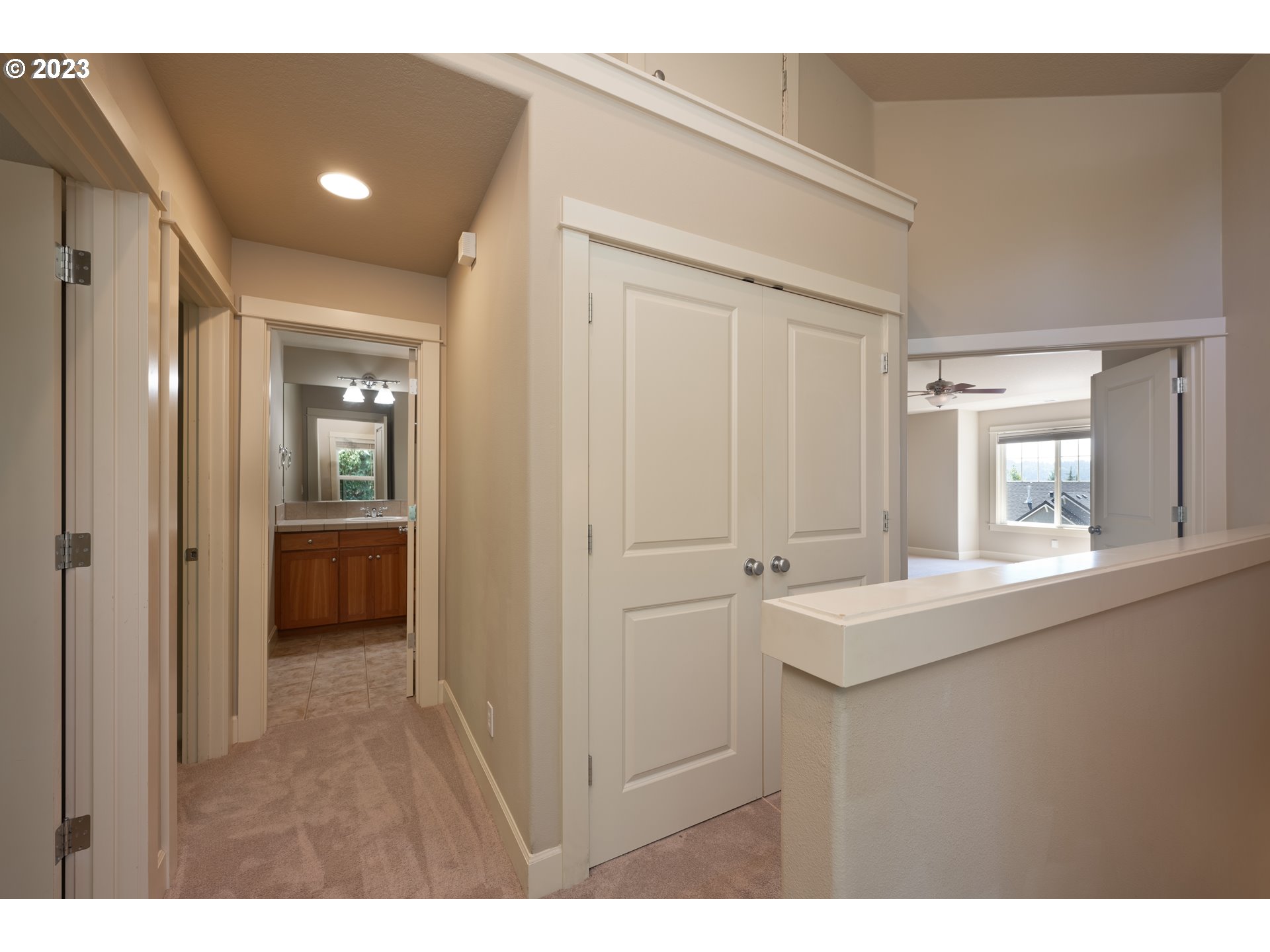 2213 St Moritz Loop West Linn, OR 97068 - Photo 24 of 48 a bathroom with a sink and a mirror